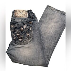 Miss Me, Light Wash, Mid-Rise Crop Jeans